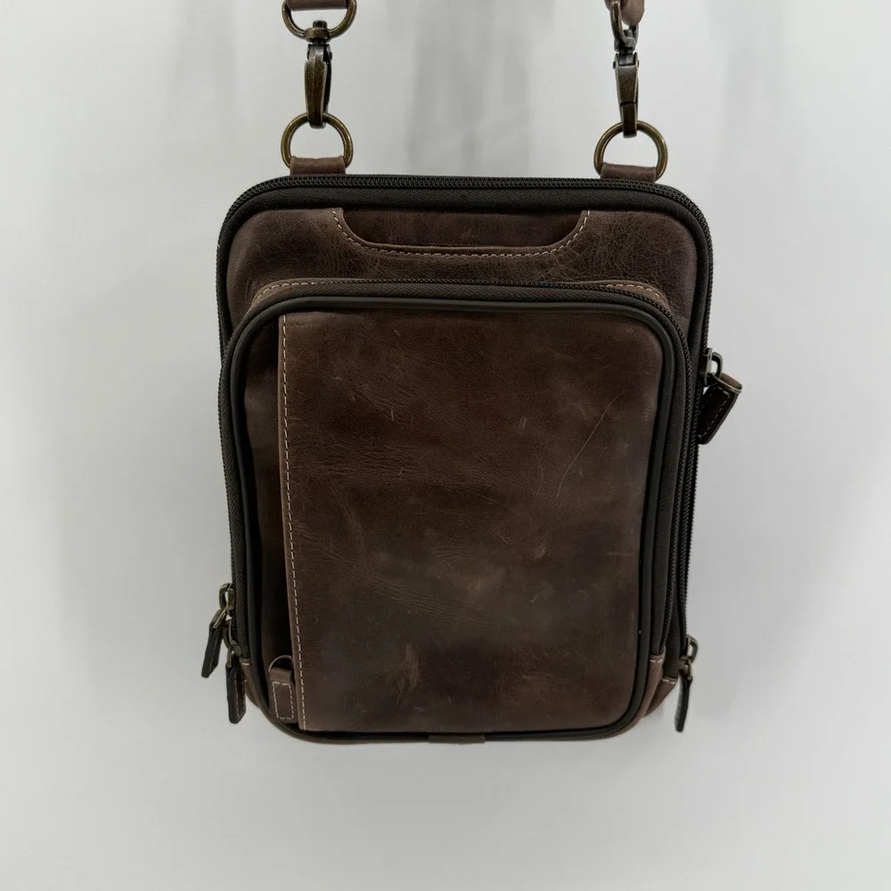 Gun Toten Mamas Brown Distressed Leather Concealed Carry Crossbody Bag GTM-11